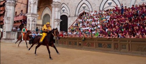 Palio dell'Assunta del 16 agosto: diretta Raidue, Raiplay e streaming su ilpalio.org.