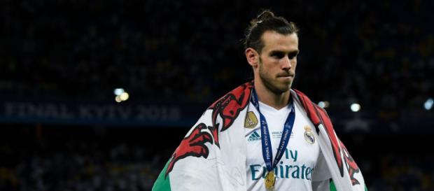 Gareth Bale pourrait être transféré à Manchester United dans le courant de l'été, si un accord est conclu avec le Real Madrid. Gareth Bale pourrait être transféré à Manchester United dans le courant de l'été, si un accord est conclu avec le Real Madrid.