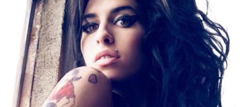 Sette anni dalla morte di Amy Winehouse