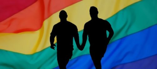 Bologna: al campo estivo della materna si celebra il gay pride e scoppia la polemica