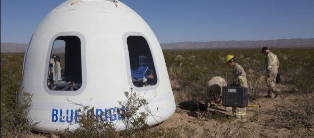 Blue Origin - New Shepard Crew Capsule (Image courtesy - NASA Flight Opportunities, Wikimedia Commons) Blue Origin - New Shepard Crew Capsule (Image courtesy - NASA Flight Opportunities, Wikimedia Commons)