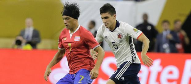 Bolaños, da Costa Rica, é um dos jogadores que interessa ao Santos Bolaños, da Costa Rica, é um dos jogadores que interessa ao Santos