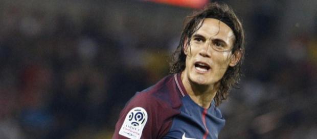 Edinson Cavani est à nouveau au centre de rumeurs sur son avenir. Edinson Cavani est à nouveau au centre de rumeurs sur son avenir.
