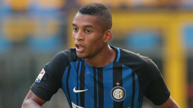 Dalbert Henrique, qui joue actuellement pour l'Inter Milan, pourrait se voir proposer une offre par le PSG si Sandro ne peut pas venir.