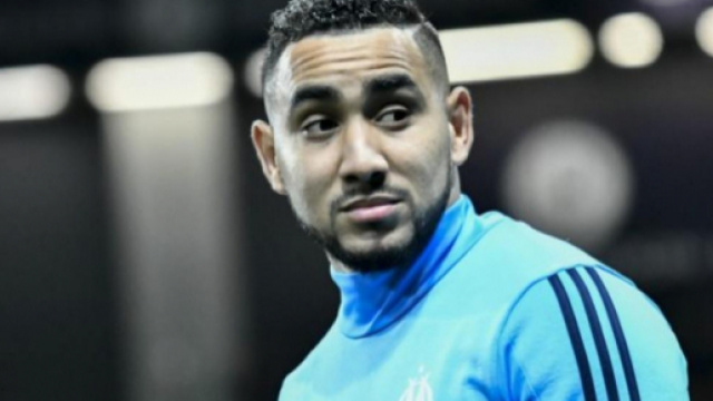 Dimitri Payet pourrait être remplacé par Mario Balotelli pendant ce mercato estival.