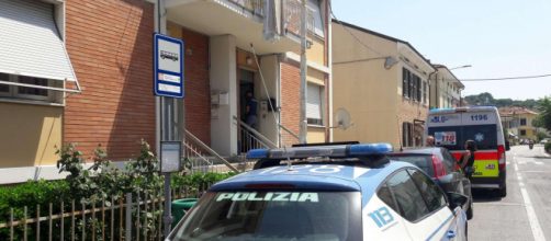 Pesaro: donna uccisa in casa, si cerca l'assassino |Tgcom24 - mediaset.it