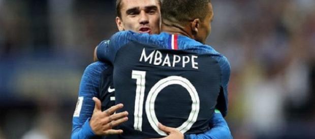 Griezmann y Mbappé fueron las estrellas de Francia en ataque. Foto cortesía OK Diario. Griezmann y Mbappé fueron las estrellas de Francia en ataque. Foto cortesía OK Diario.