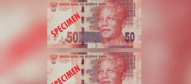 New Commemoratve nelson Mandela Notes are in circulation in South Africa - not collectables - image credit - Afro World View TV | YouTube New Commemoratve nelson Mandela Notes are in circulation in South Africa - not collectables - image credit - Afro World View TV | YouTube