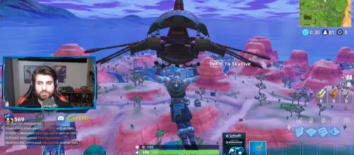 'Fortnite' gamer SypherPK is about to land on Paradise Palms. [Image source: SypherPK/YouTube]