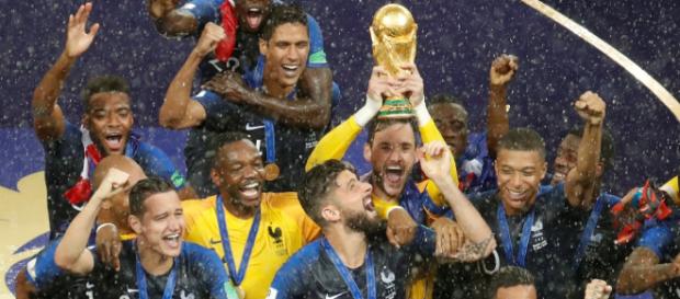Coupe du Monde de Football : la France championne Coupe du Monde de Football : la France championne