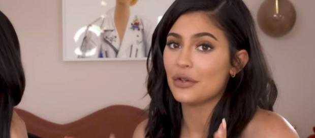 People donate to Go FundMe to make Kylie Jenner youngest female self-made billionaire - Image credit - Kylie Jenner|YouTube People donate to Go FundMe to make Kylie Jenner youngest female self-made billionaire - Image credit - Kylie Jenner|YouTube