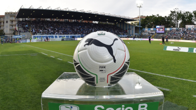 Addio a Bari e Cesena, si salva l'Avellino