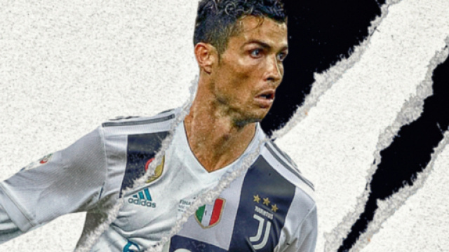La nuova pelle di "CR7", è di colore bianco e nero.