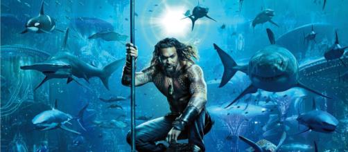 Revelan el primer póster oficial de Aquaman con Jason Momoa como protagonista