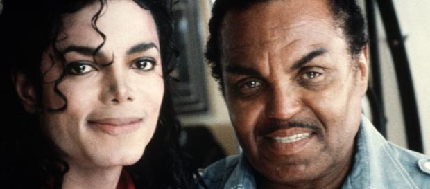 El médico de Michael Jackson aseguró que su padre lo castró químicamente El médico de Michael Jackson aseguró que su padre lo castró químicamente