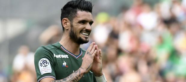 Rémy Cabella pourrait aider l'OM a finaliser le transfert de Mario Balotelli. Rémy Cabella pourrait aider l'OM a finaliser le transfert de Mario Balotelli.