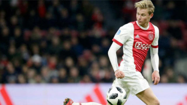 Frenkie De Jong est dans les petits papiers du PSG, mais aussi du Bayern Munich et du Real Madrid.