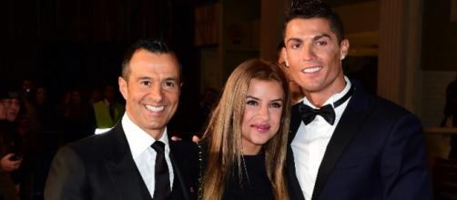 Cristiano Ronaldo s'affiche avec la fille de Jorge Mendes