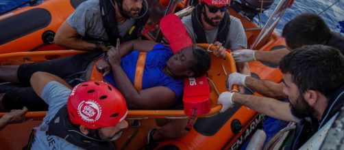 Open Arms acusa a Libia de dejar morir ahogados a un niño y a una mujer