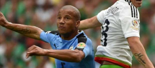 Santos fechou a contratação de Carlos Sánchez Santos fechou a contratação de Carlos Sánchez