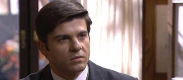 Una Vita: Simon scopre che Elvira sposerà Demir Una Vita: Simon scopre che Elvira sposerà Demir