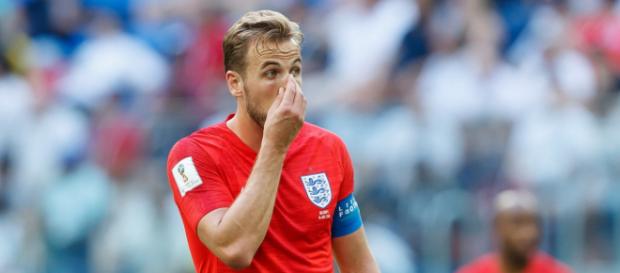Harry Kane est dans la shortlist du Real Madrid cet été, mais les merengues auront bien du mal à conclure ce dossier en leur faveur. Harry Kane est dans la shortlist du Real Madrid cet été, mais les merengues auront bien du mal à conclure ce dossier en leur faveur.