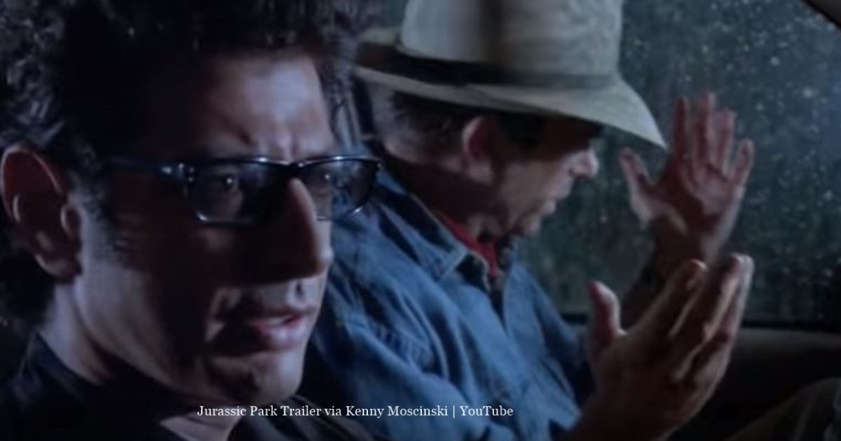 London Jurassic Park 25th Anniversary Celebrated With 25 Foot Jeff Goldblum Statue