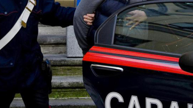 Alessandria, soffoca la moglie malata e chiama i carabinieri ... - ilmessaggero.it