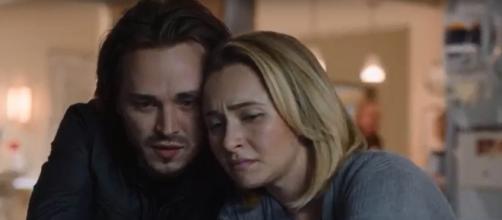 Avery and Juliette began to rediscover their bond in 'I Don't Want to Lose You Yet' on 'Nashville.' [Image source: CMT - YouTube]