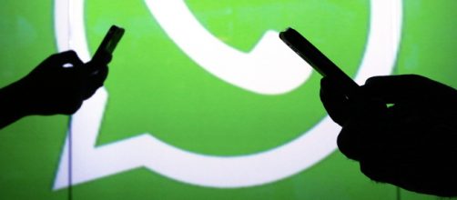 WhatsApp, lotta alle fake news limitando il numero dei messaggi inviati