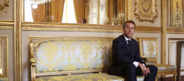 Affaire Benalla : Emmanuel Macron ignore les questions Affaire Benalla : Emmanuel Macron ignore les questions