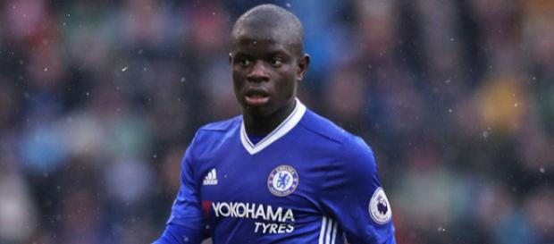 Le PSG garde Kanté en ligne de mire, mais il leur sera dur de convaincre Chelsea. Le PSG garde Kanté en ligne de mire, mais il leur sera dur de convaincre Chelsea.