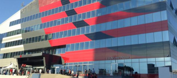 Milan, una sentenza che cambia tutto: si riparte dall'Europa e dal mercato - goal.com Milan, una sentenza che cambia tutto: si riparte dall'Europa e dal mercato - goal.com