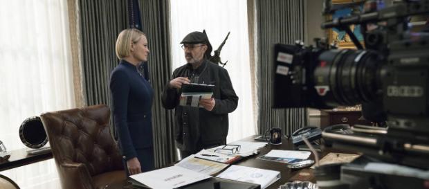 Robin Wright (izquierda) en su papel de Claire Underwood, tendrá mayor protagonismo en la sexta temporada - pousta.com Robin Wright (izquierda) en su papel de Claire Underwood, tendrá mayor protagonismo en la sexta temporada - pousta.com