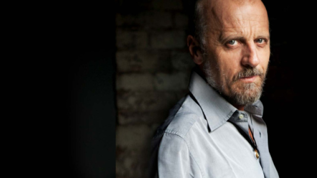 L'attore Marco Paolini coinvolto in un incidente.