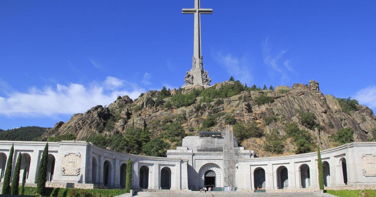 El prior del Valle de los Caídos se rebela contra el ...