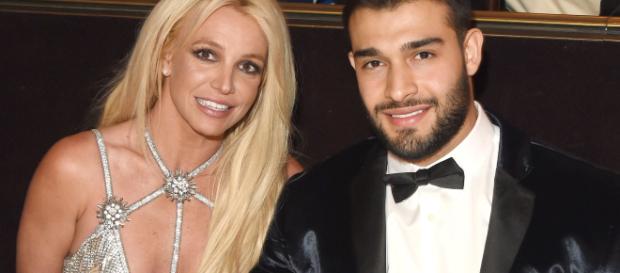 El novio de Britney, Asghari, dijo que sintió mariposas en el estómago cuando la conoció El novio de Britney, Asghari, dijo que sintió mariposas en el estómago cuando la conoció