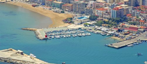 Crotone è una bellissima città che, purtroppo, paga colpe non sue.