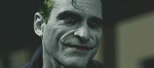 Joaquin Phoenix comenta que le 'asusta' estar a cargo del Joker Joaquin Phoenix comenta que le 'asusta' estar a cargo del Joker