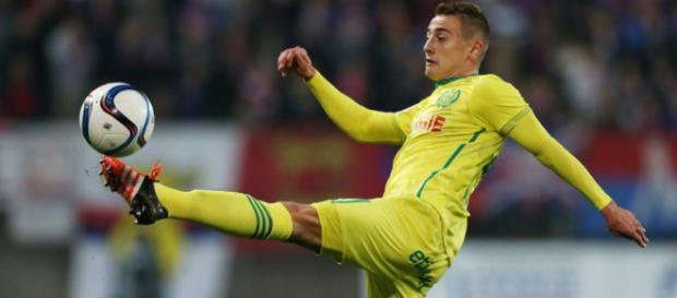 Valentin Rongier intéresse toujours l'OM, qui va cependant devoir débourser 20 millions d'euros pour lui. Valentin Rongier intéresse toujours l'OM, qui va cependant devoir débourser 20 millions d'euros pour lui.