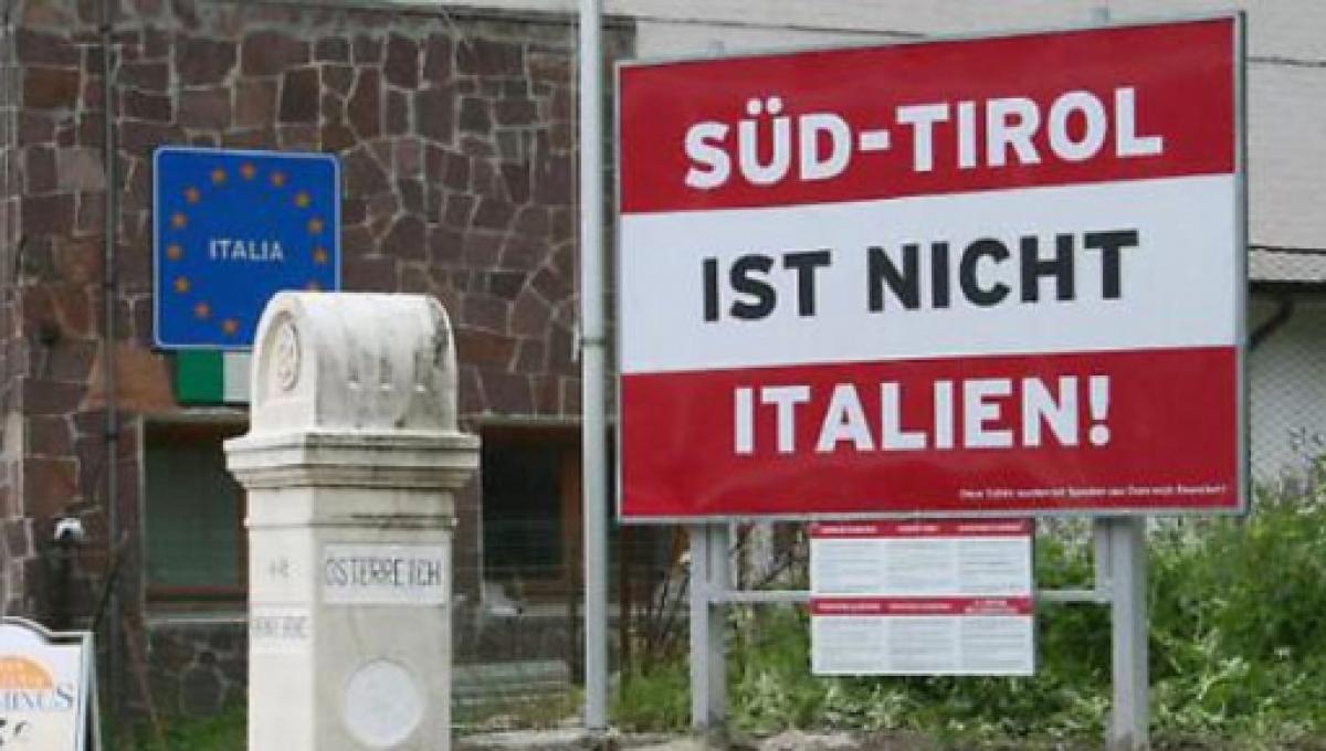 Scontro Italia Austria Sul Passaporto Austriaco Ai Sudtirolesi Fraccaro Atto Ostile