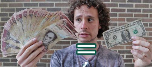 VENEZUELA / El papel moneda es vendido a un precio tres veces mayor a su valor