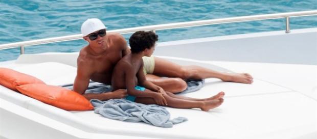 Formentera e Ibiza han llegado a ser los lugares preferidos de los famosos para vacacionar Formentera e Ibiza han llegado a ser los lugares preferidos de los famosos para vacacionar