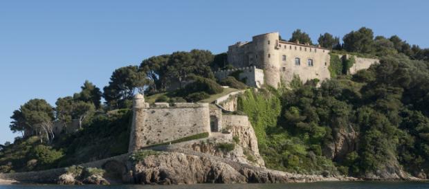 Fort de Brégançon: lieu de travail et de vacances pour le Président Macron Fort de Brégançon: lieu de travail et de vacances pour le Président Macron