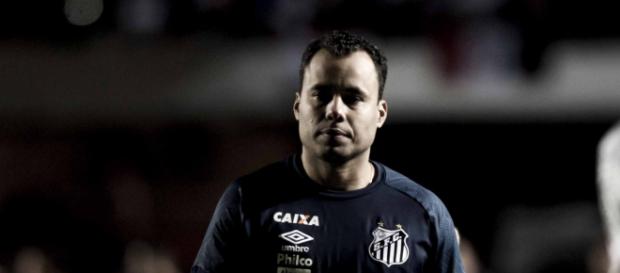 Jair não resistiu a mais um mau resultado do Peixe Jair não resistiu a mais um mau resultado do Peixe