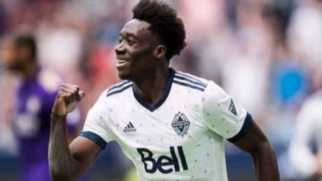 Alphonso Davies, jeune révélation de 17 ans, vient de signer au Bayern Munich durant ce mercato.