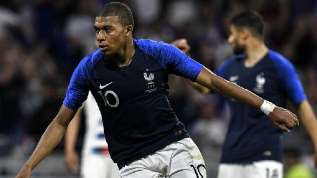 France vs Australia team news: Mbappe, Griezmann & Dembele all ... - theguarder.com