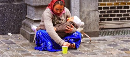 Bambina rom colpita alle spalle da un piombino