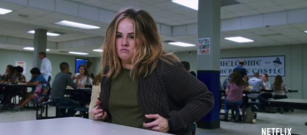 Insatiable, Netflix : le personnage principal Patty Bladell incarnée par l'actrice Debby Ryan Insatiable, Netflix : le personnage principal Patty Bladell incarnée par l'actrice Debby Ryan