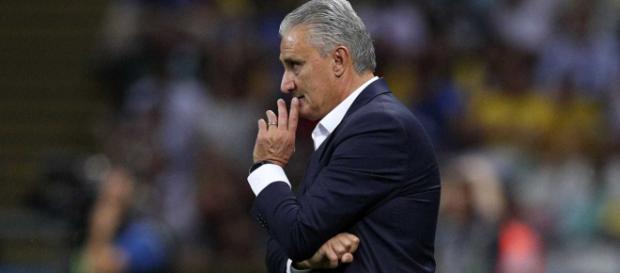 Tite fica no comando da Seleção Brasileira Tite fica no comando da Seleção Brasileira